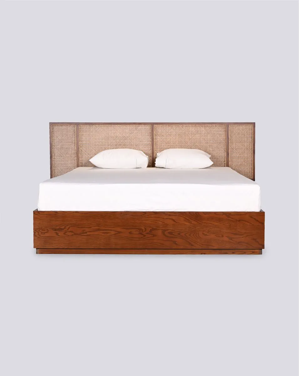 Harmony Cane Bed