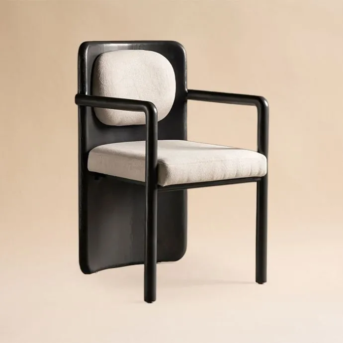 Dhaal Chair