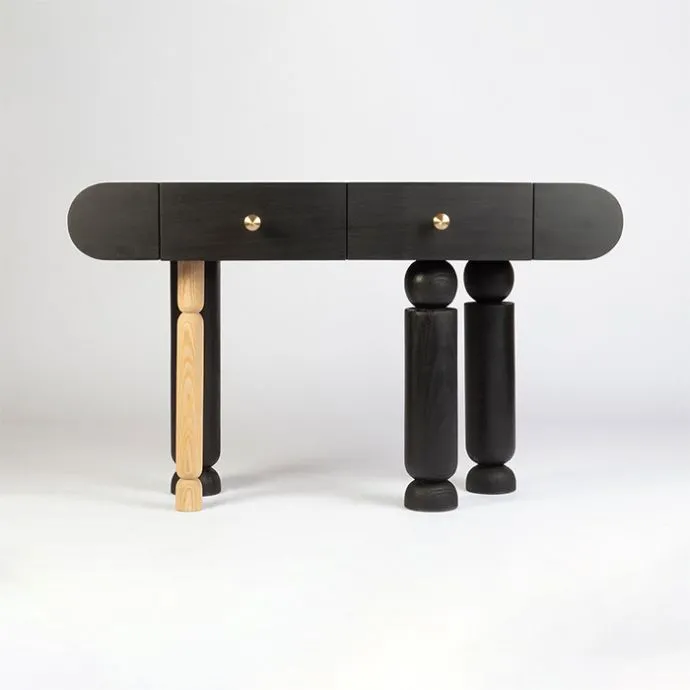 Poise Dressing Table