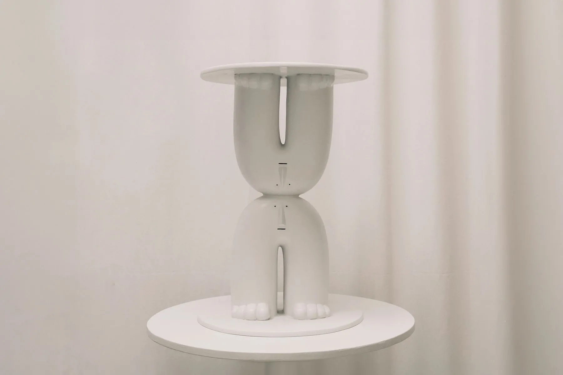 Head to Head Server Sculpture| Claymen Studio | The House Of Things
