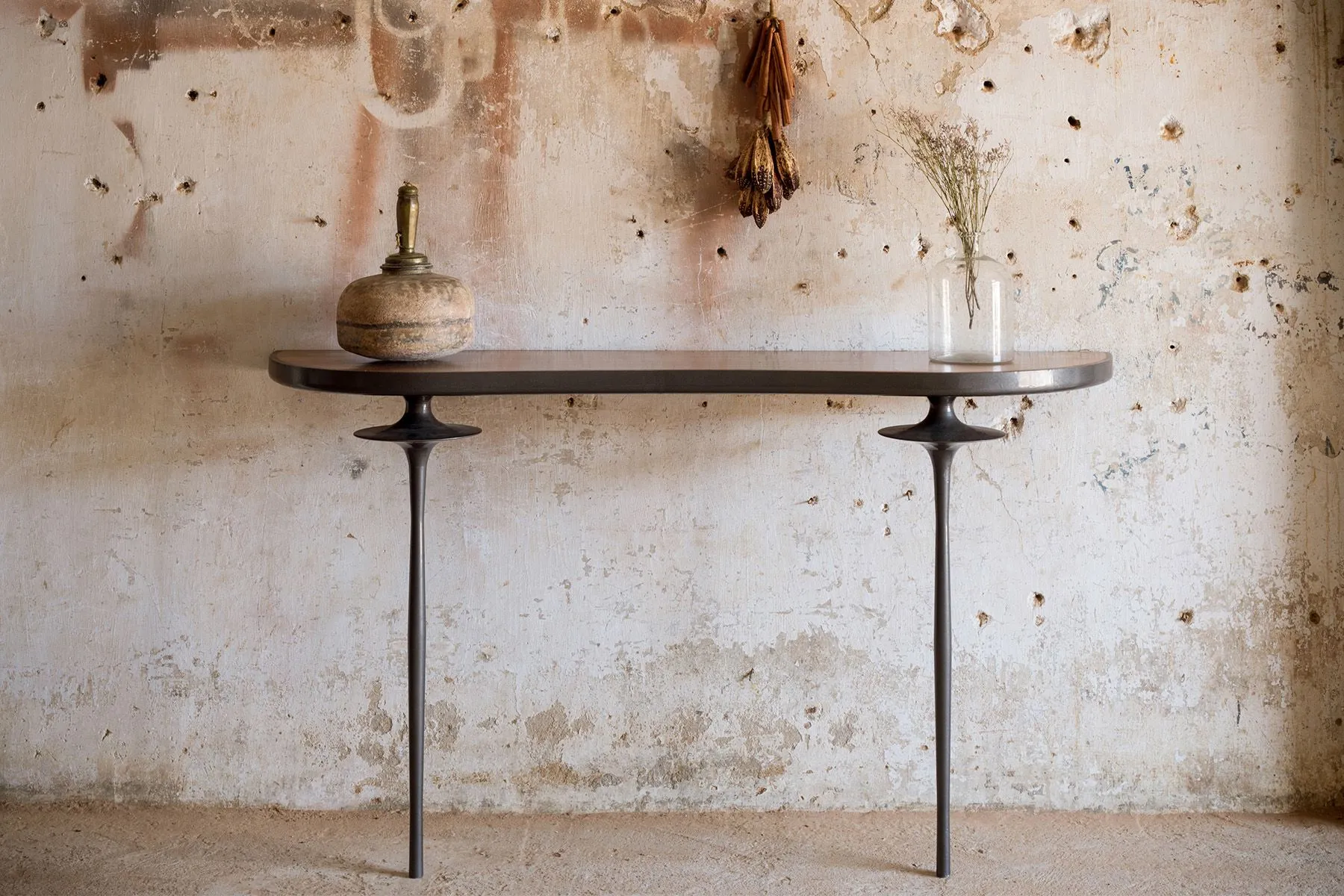 Disc Metal Console | This And That | The House Of Things