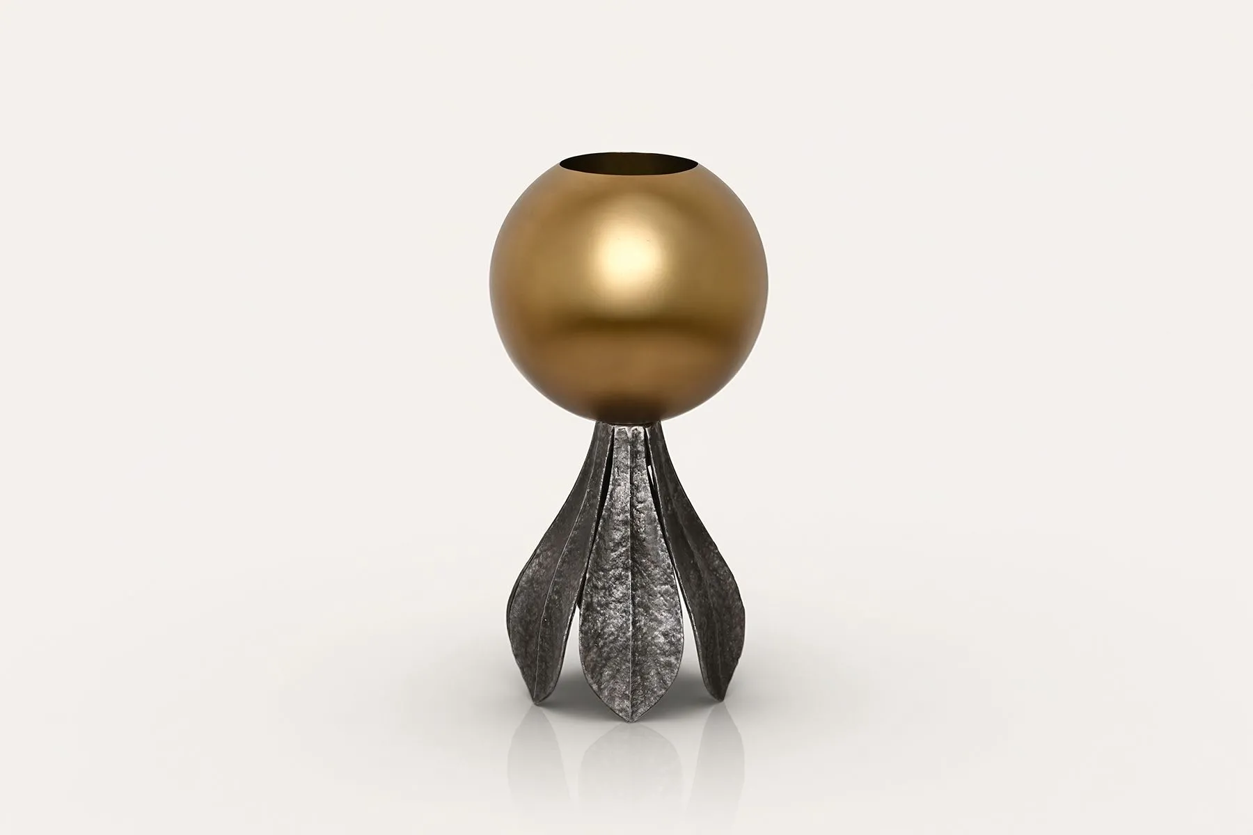 Sixty Vase | 10 10 Objects | The House Of Things