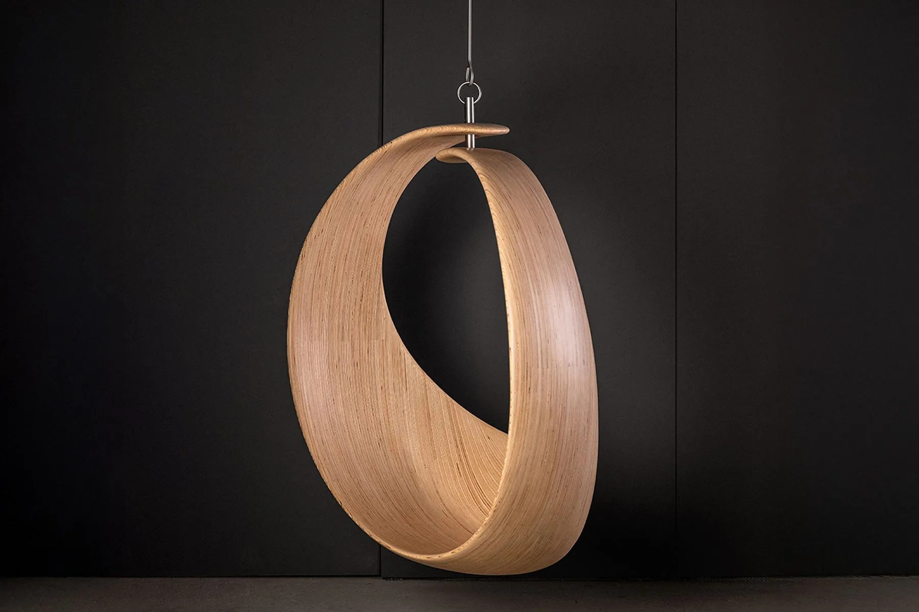 Loop Bucket Jhoola| andblack | The House Of Things