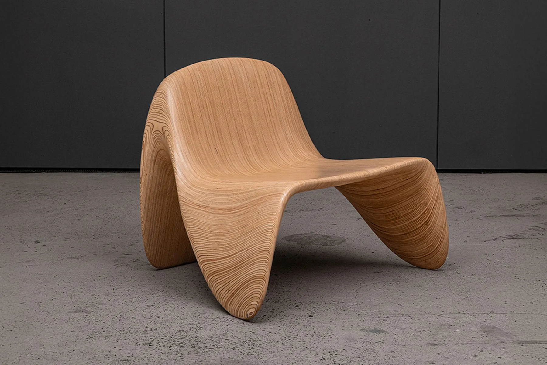 Loop Chisel Chair| andblack | The House Of Things