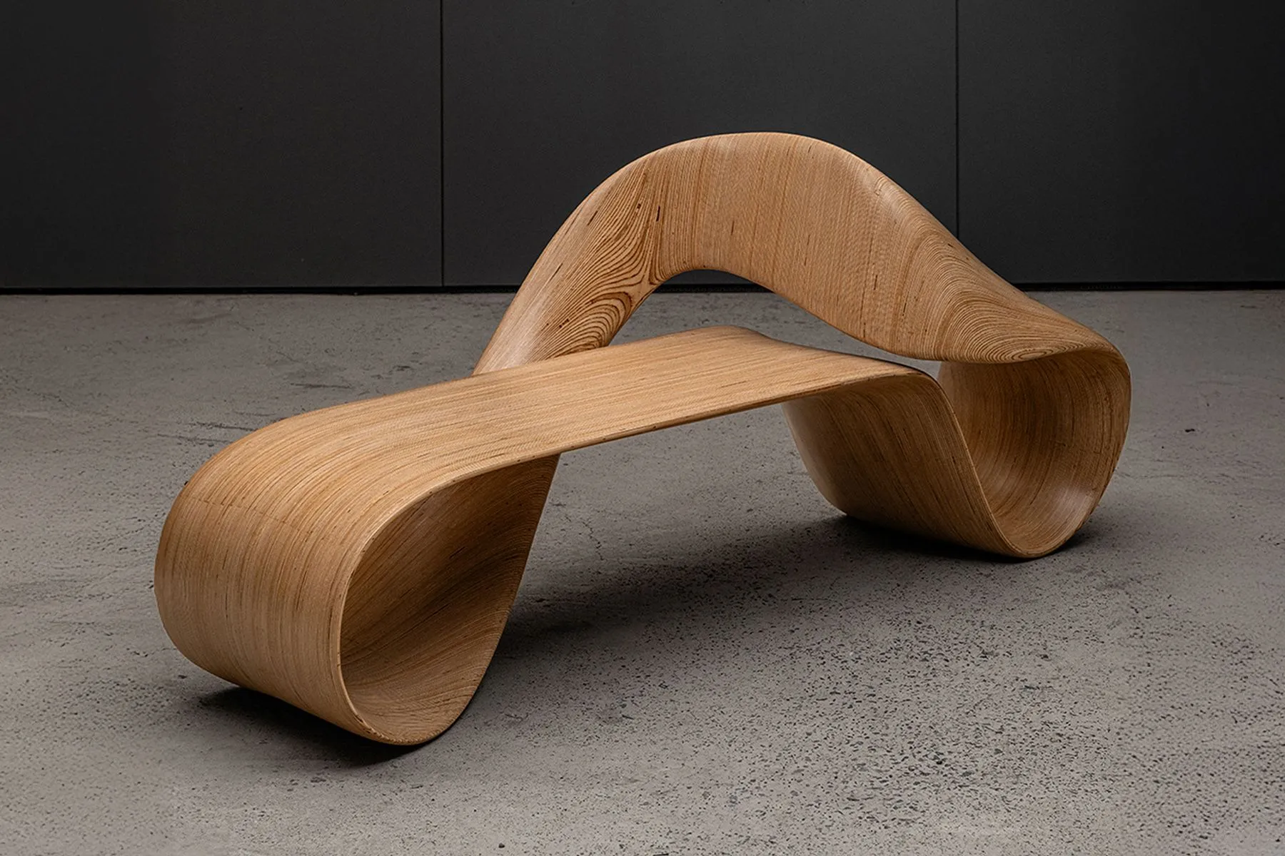 Loop Infinity Bench| andblack | The House Of Things