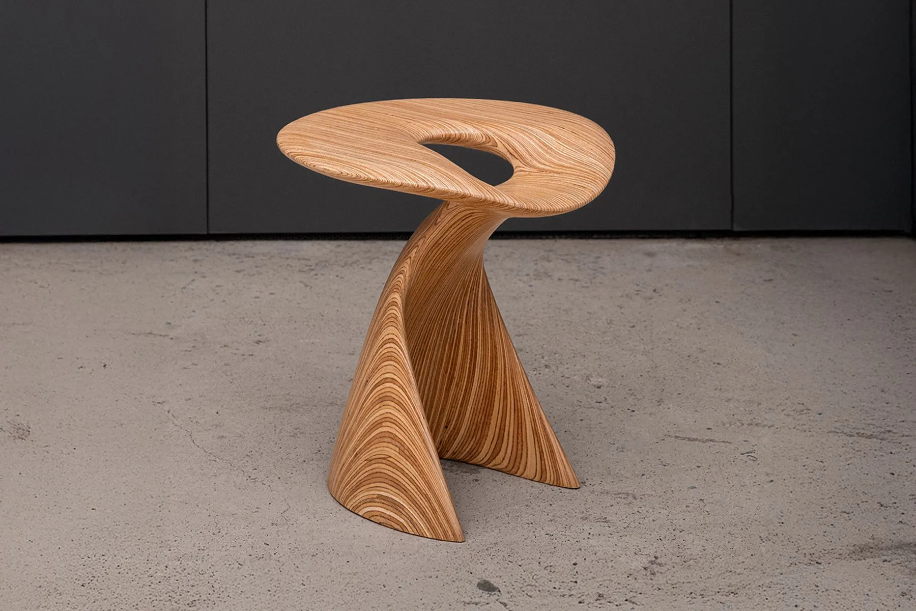 Loop Side Table by andblack – The House of Things