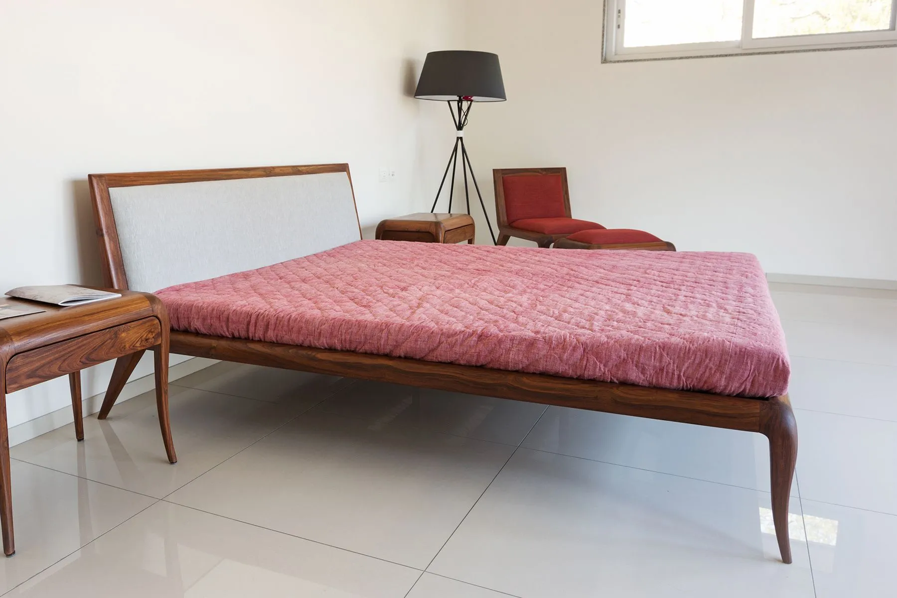 Retro Bed  | This And That | The House Of Things