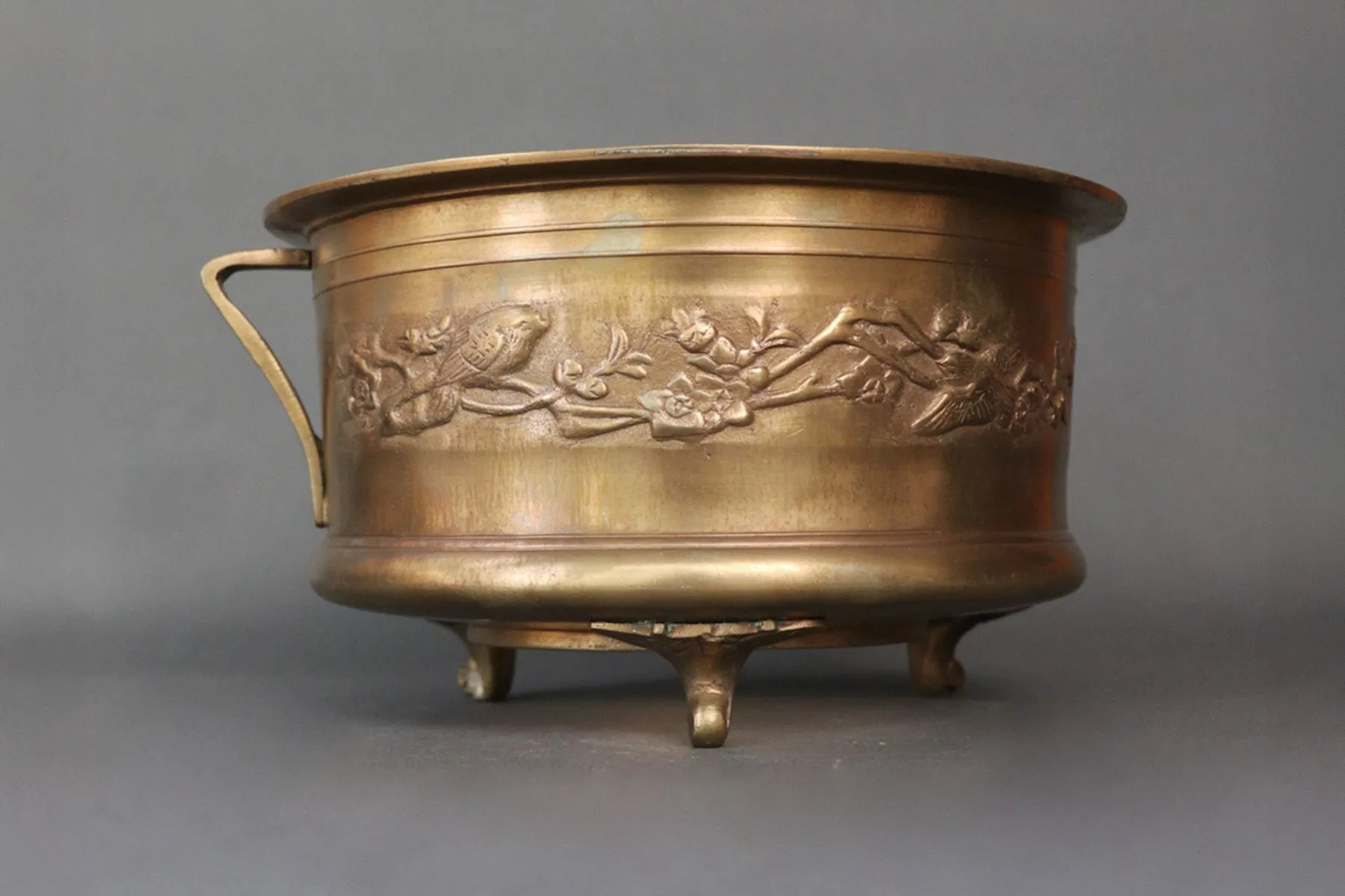 Old Soul Planter V
 | Eina Ahluwalia| The House Of Things