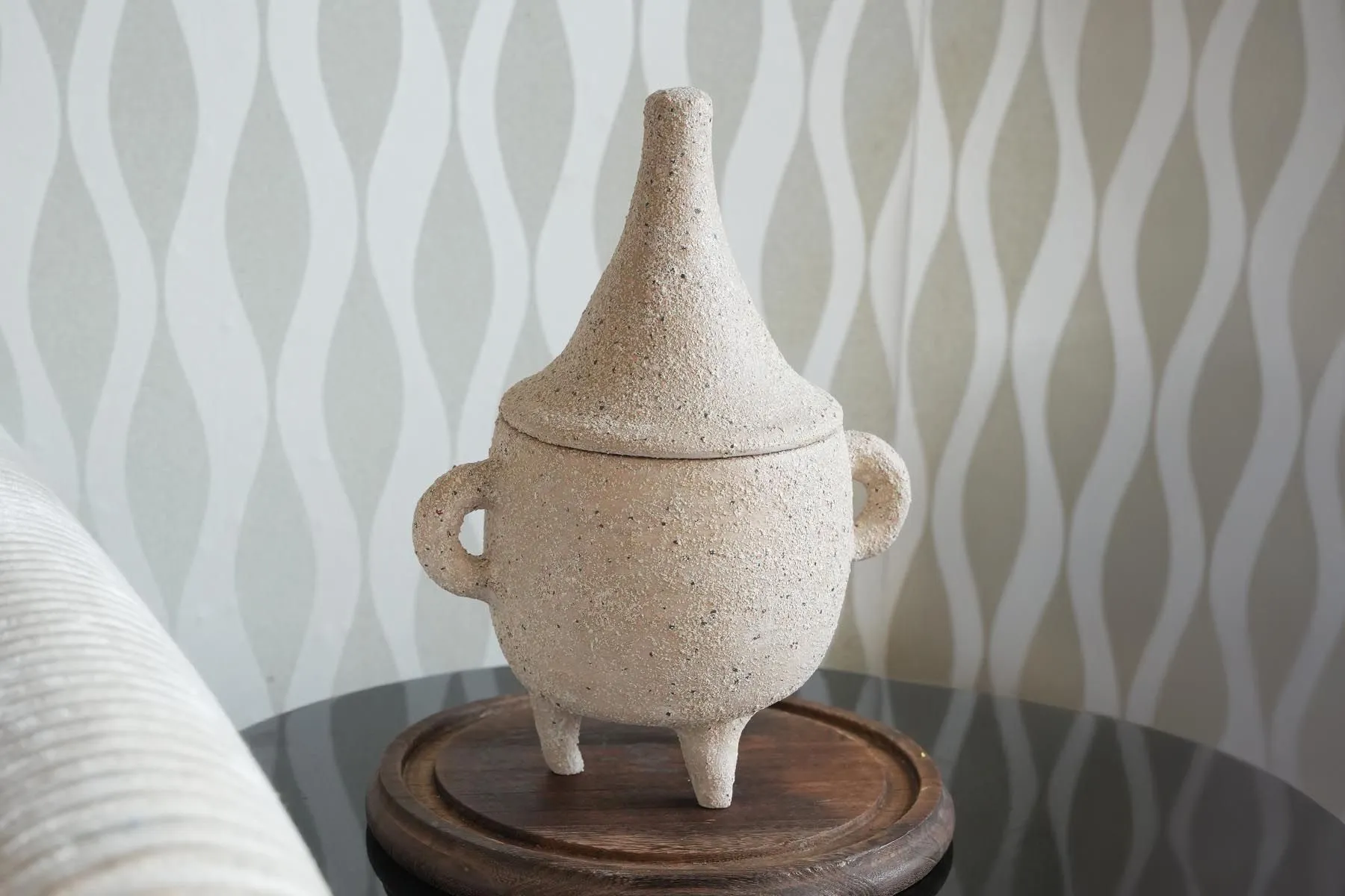 Key Folder Vase | Deetee Home | The House Of Things