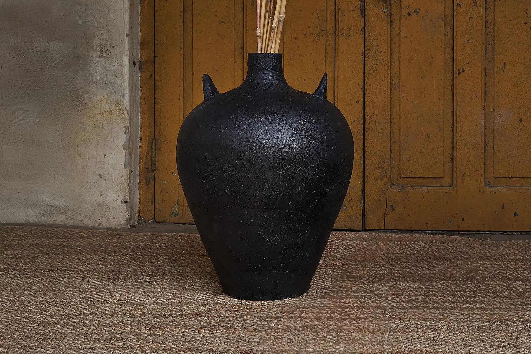 Planter with Horn | Deetee Home | The House Of Things