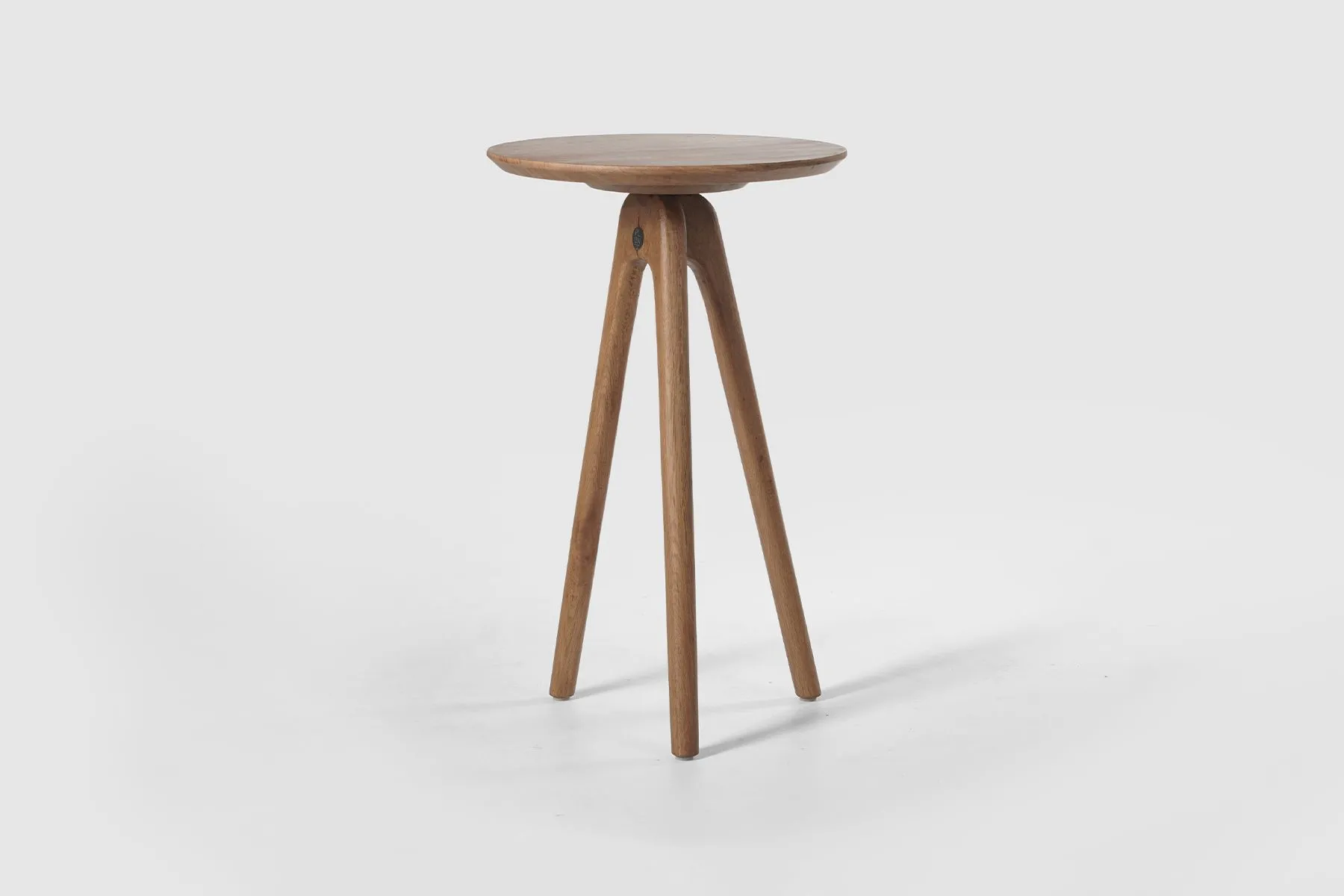 Trikona Side Table| PLUN | The House Of Things