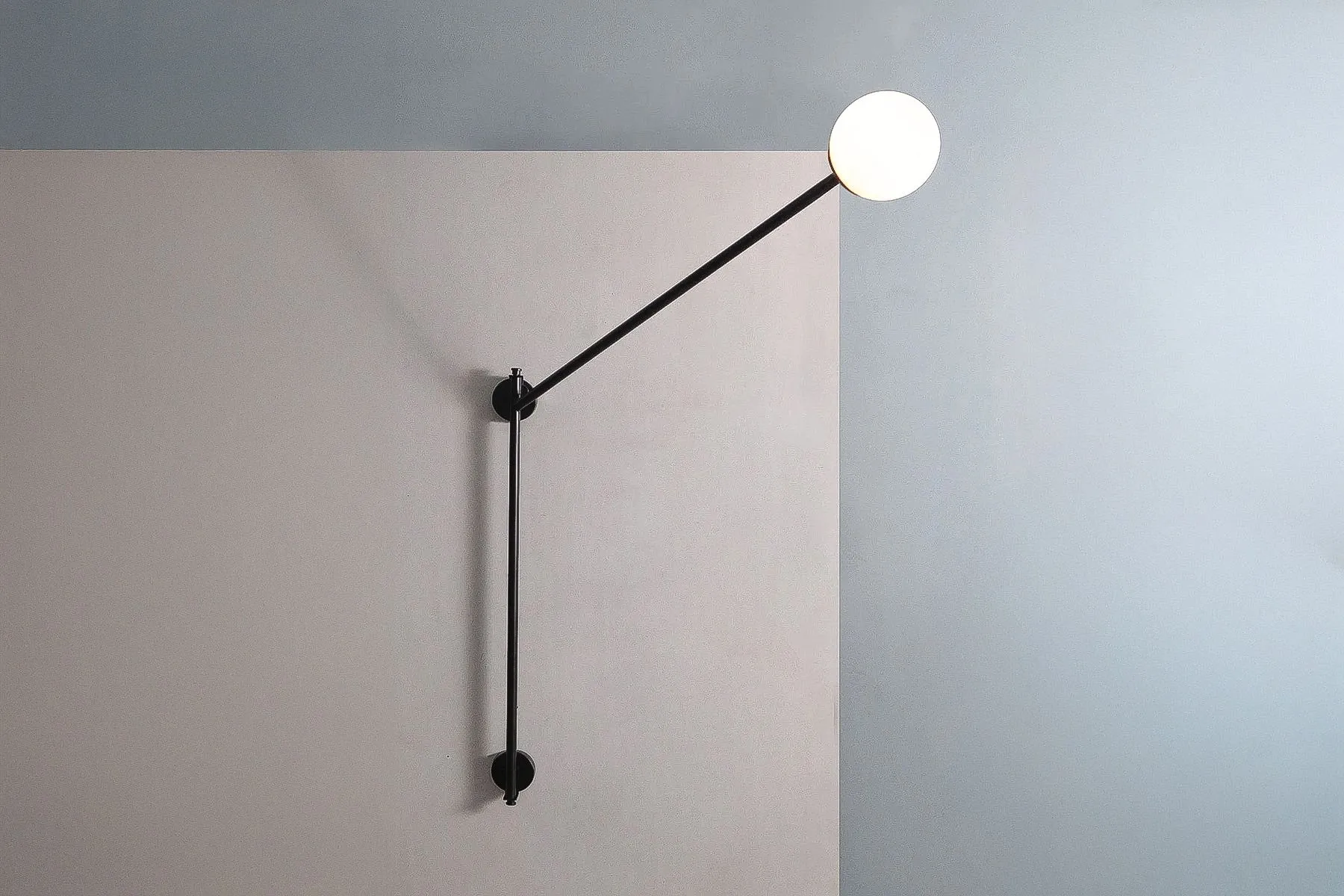 Swivel-head Nordic Wall Lamp|The Black Steel| The House Of Things