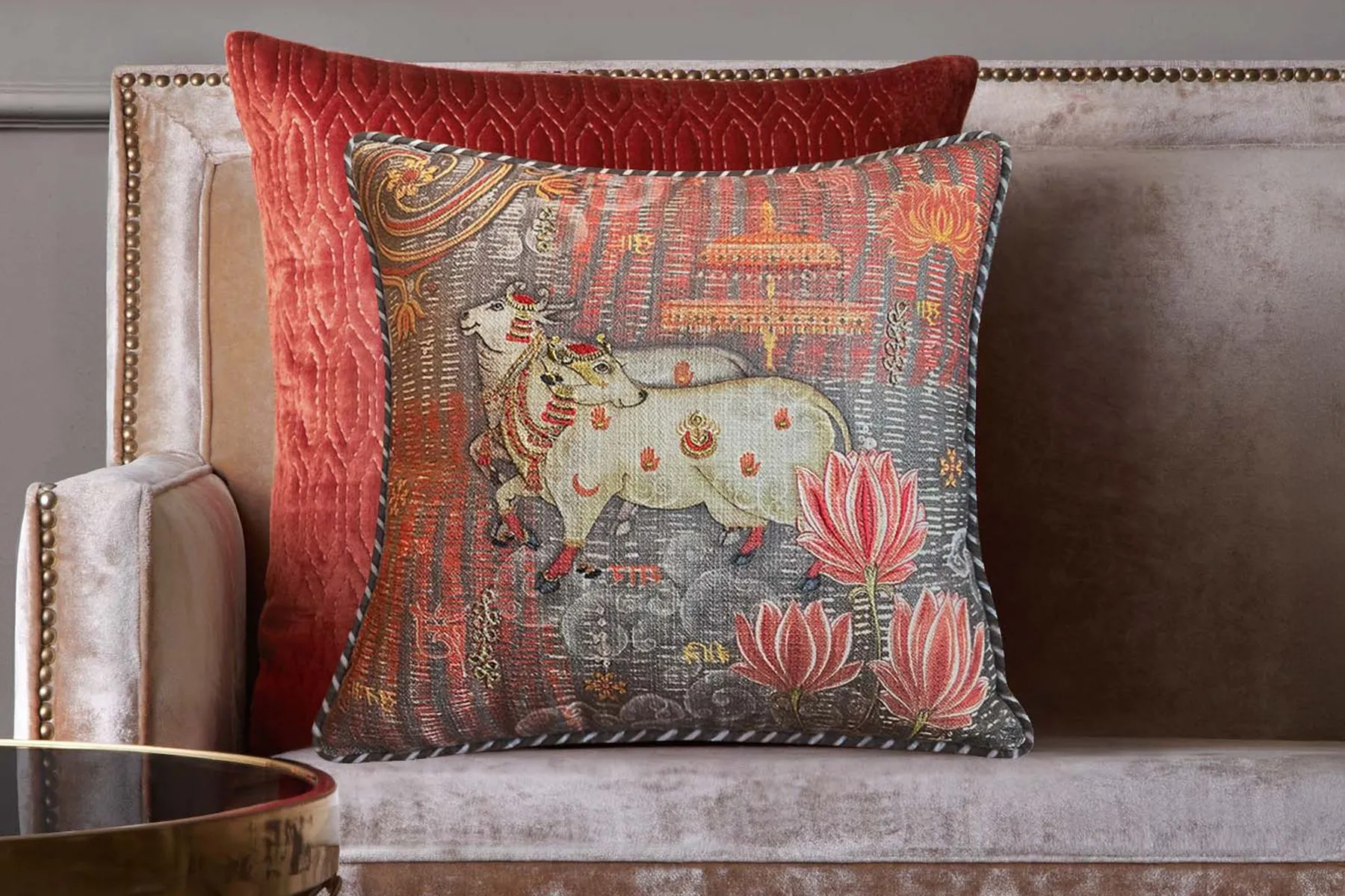 Tanjore Pichwai Rasa Cushion Cover
|Kainaat| The House Of Things