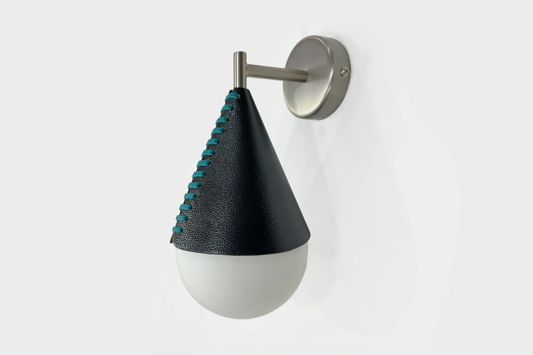 Kelvin Luxe Wall Light| One O One Studios | The House Of Things