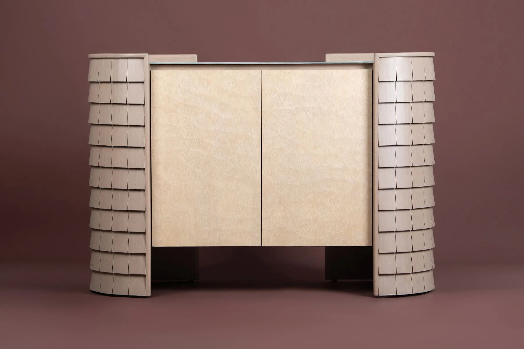 Scale Console| One O One Studios | The House Of Things