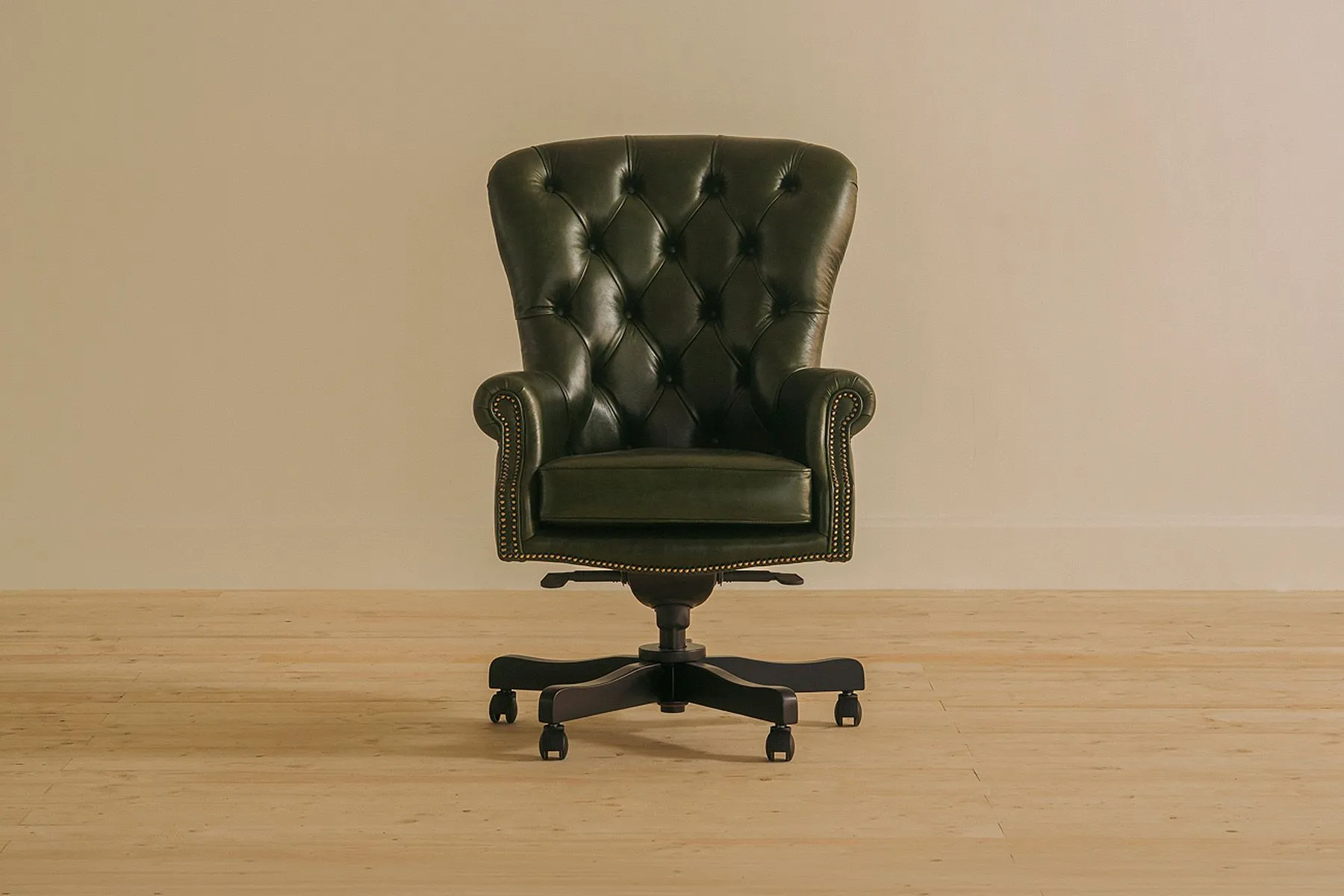 President Chesterfield Swivel Armchair| Chester's India | The House Of Things