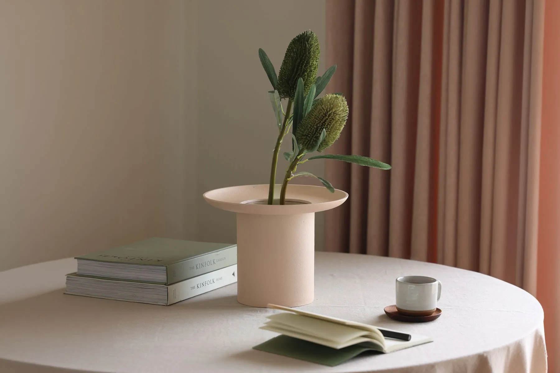 Cinnabari Vase | Fleck | The House of Things