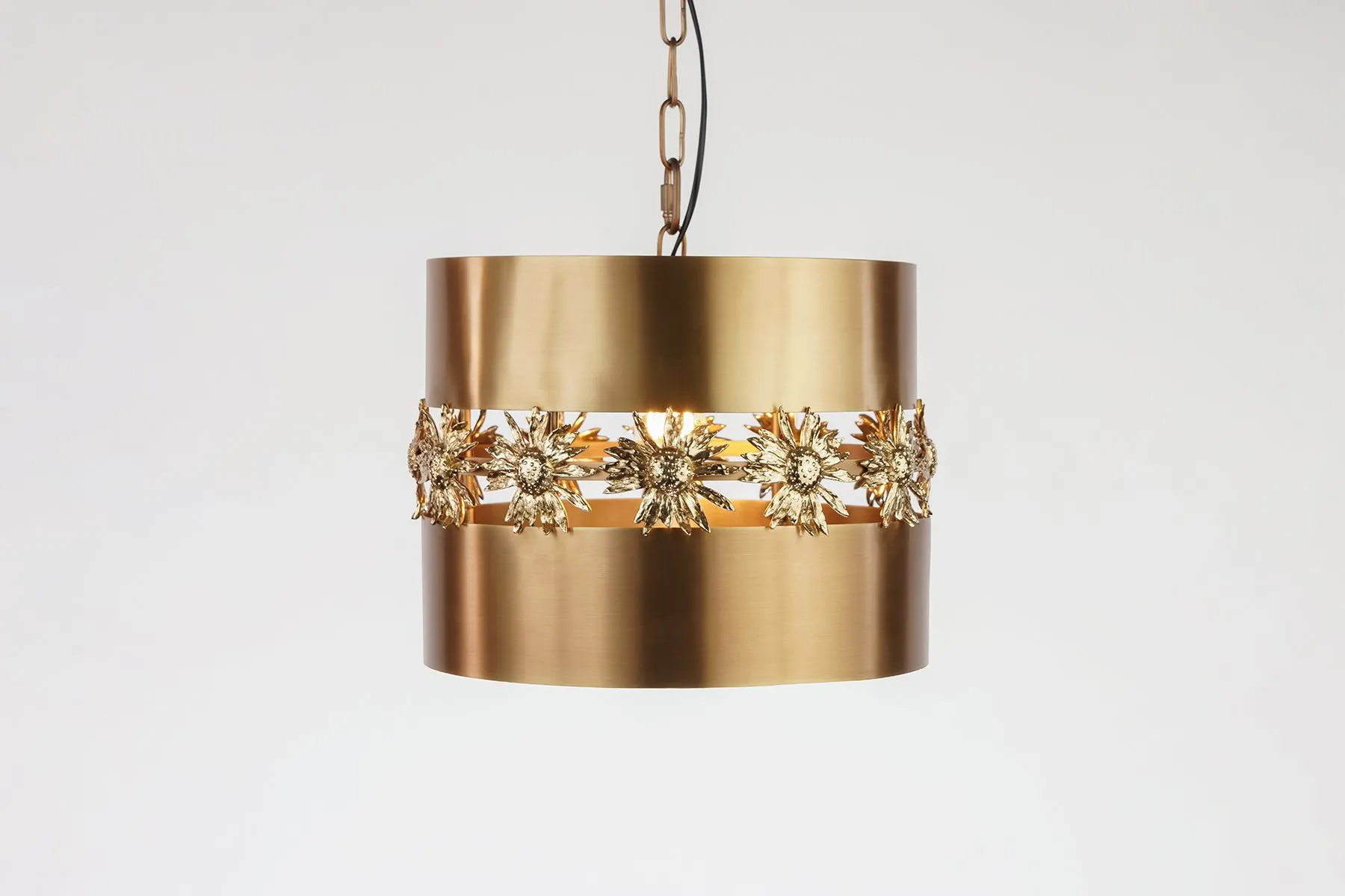 Daisy Pendant Lamp | Quattrefoil | The House of Things