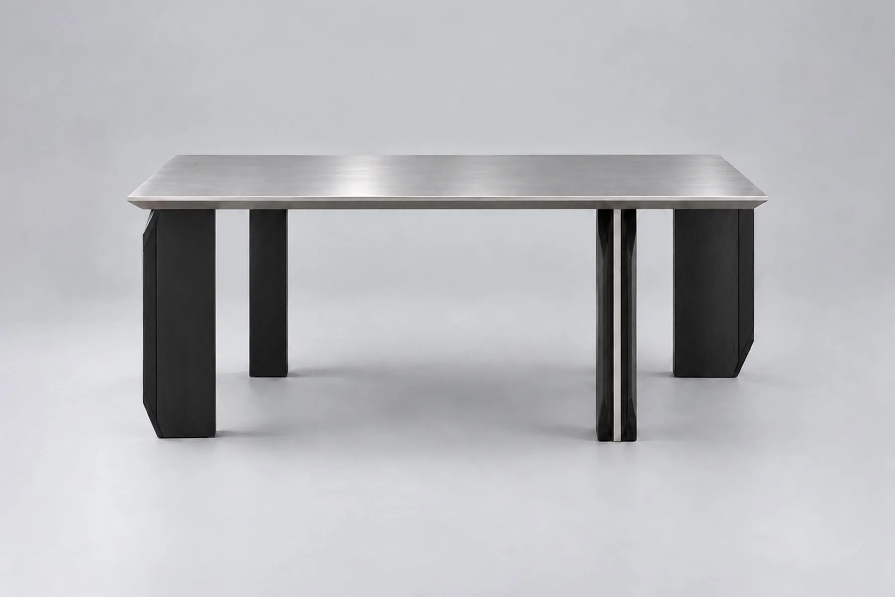 Sauron Dining Table | Home of Chirmi | The House of Things